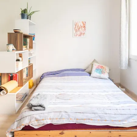 Charming Design Studio With Balcony Lejlighed Paris